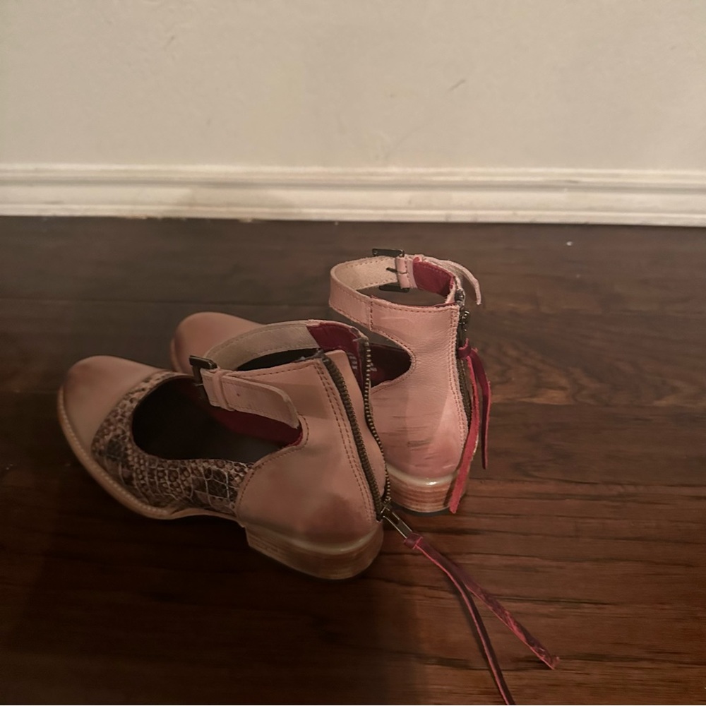 Freebird by Steve Madden- Marilyn